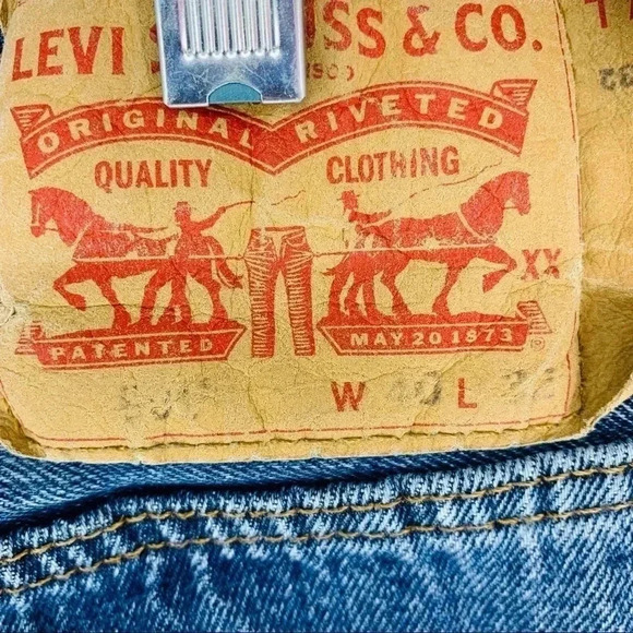 Levi’s Classic 40x32 Original 501 ButtonFly - Picture 4 of 8